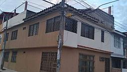 Vendo Hermosa Casa Esquinera De 2 Pisos 200 M2 Barrio El Vallado