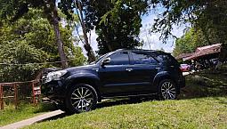 Fortuner 3.0 Segundo Dueño Full