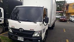Hino 300 Dutro Turbo Furgón
