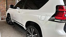 Hermosa Toyota Prado Sumo 2016