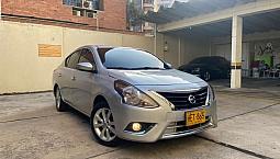 Nissan Versa 1.6 At Full Equipo