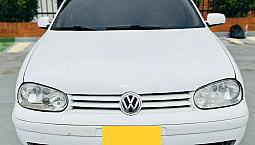 Volkswagen Golf Comfortline 1.6 Mecánico 2002 Reparado