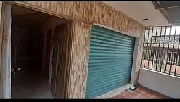 Venta De Casa Esquinera De 3 Pisos En Yumbo Negociable