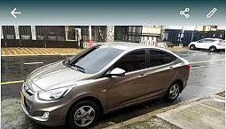 Vendo Hyundai I25 2013