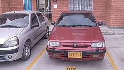 Vendo Skoda Modelo 1997 Recién Pintado Papeles Al Dia