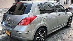 Vendo-Cambio Nissan Tiida Visia Hb