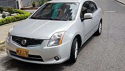 Vendo Nissan Versa 2013 Automático