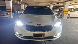 Vendo Kia Cerato Pro 2015