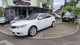 Kia Cerato Forte Aitomatico 2013