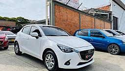 Crédito Rápido Para Tu Hermoso Mazda 2 Touring Automatico 2017