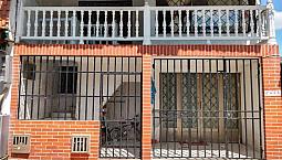 Se Vende Casa  2 Pisos