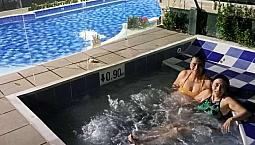 Espectacular Casa De Verano Carmen De Apicala Dos Excelentes Complejos De Piscinas Niños Y Adultos Toboganes Y Jacuzzis.