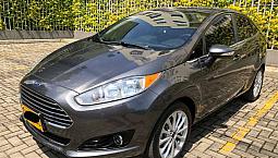 Ford Fiesta Sedan Titanium 40.000 Km 2017 Gris