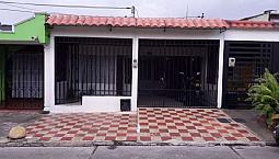 Casa Más Apartaestudio Excelente Ubicación