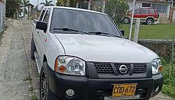 Nissan Frontier Gasolina 4X2 2015 Impecable