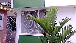 Casa En El Barrio Canaima Excelente Ubicacion