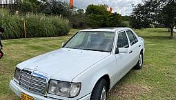 Mercedes Benz  E 300