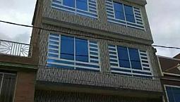 Venta. Edificio De 4 Pisos Con 4 Apartamentos Bodega Y Local