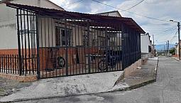 Se Vende Casa En El Barrio Las Acacias Armenia