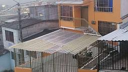 Arriendo Apartamento En Segundo Piso (Las Colinas)