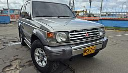 Mitsubishi Montero 3.0 V13