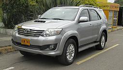 Toyota Fortuner 3.0 Sr5