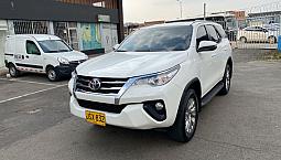 Toyota Fortuner 2.4 Street At 7As