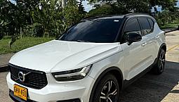 Volvo Xc40 2.0 T5 Awd R-Design