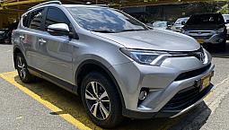 Toyota Rav4 2.0 Street