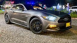 Ford Mustang Gt 