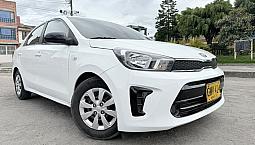 Kia Soluto, Emotion Automatico, 2020