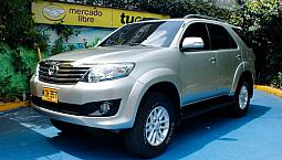 Toyota Fortuner 2.7 Sr5