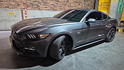 Ford Mustang 5.0 Gt Premium