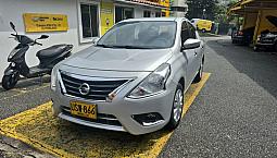 Nissan Versa 1.6 Advance At  2016