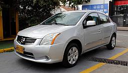 Nissan Sentra 2.0 B14 Mt