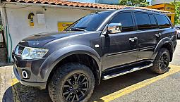 Mitsubishi Nativa 3.5 2011