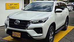 Toyota Fortuner 2.4 Sr Diesel 4X2 2021
