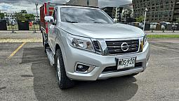 Nissan Np300 Frontier 2.5L Estacas