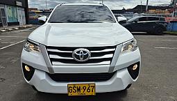 Toyota Fortuner 2.8L