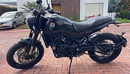 Benelli 500 Leoncino Trail Modelo 2024