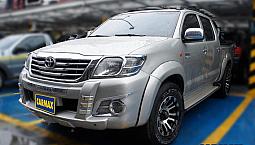 Toyota  Hilux 4X2 Dob. A.a. Modelo 2012 Mecanico