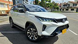 Toyota Fortuner Srx 4.0 At 4x4