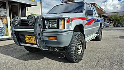 Mitsubishi L200  Mt 2.4  4X4 1998