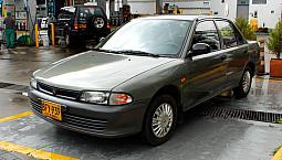 Mitsubishi Lancer 1.3 Glx