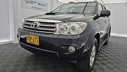 Toyota Fortuner 3.0 Sr5