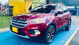 Ford Escape Titanium 4*4