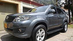 Toyota Fortuner Sr5 2014
