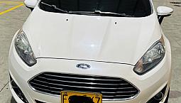 Ford Fiesta Titanium, Modelo 2018, Única Dueña