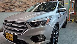 Ford Escape 2.0 Titanium 245 Hp