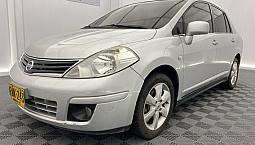 Nissan Tiida 1.8 Premium 4 P
